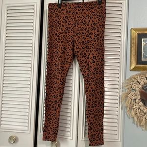 Wild Fable Cheetah Printed Leggings